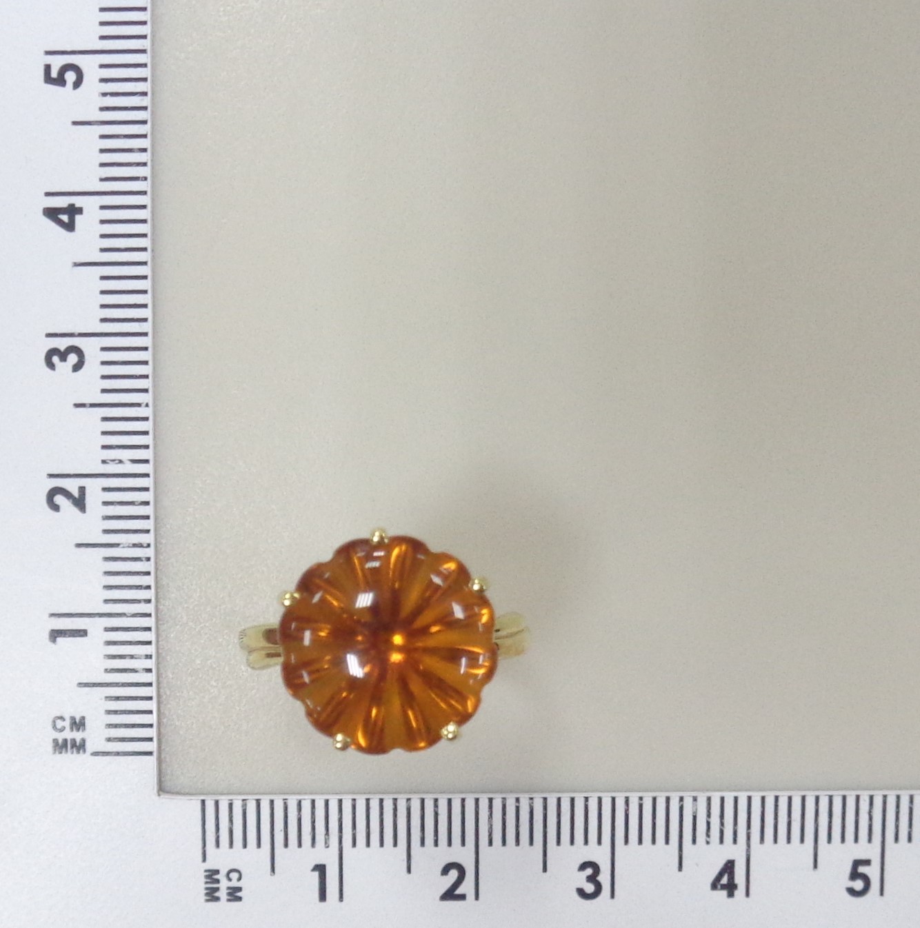 Серебряное кольцо с цитрином